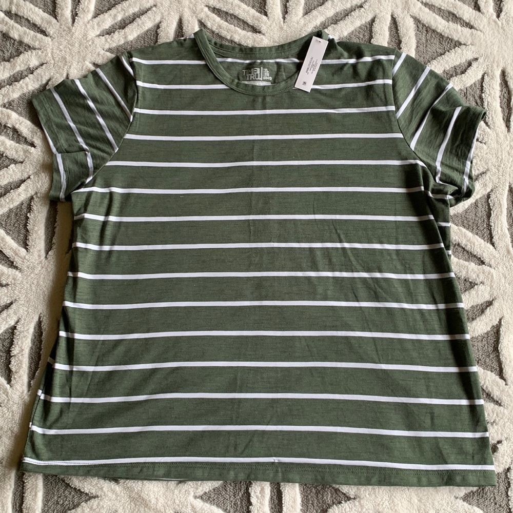 Time and Tru Green and White Striped Tee size XL